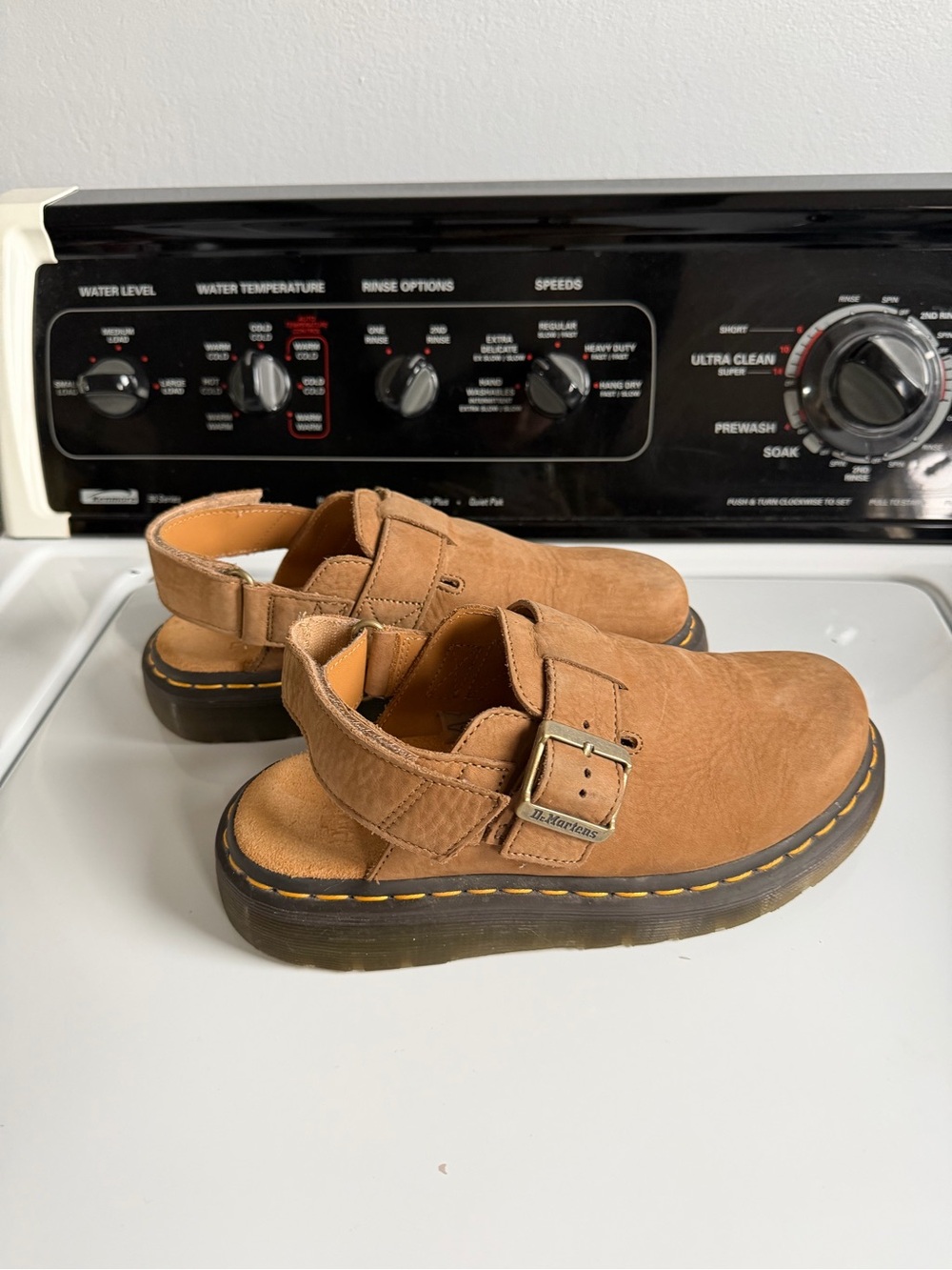 Dr. Martens Jorge II Clog